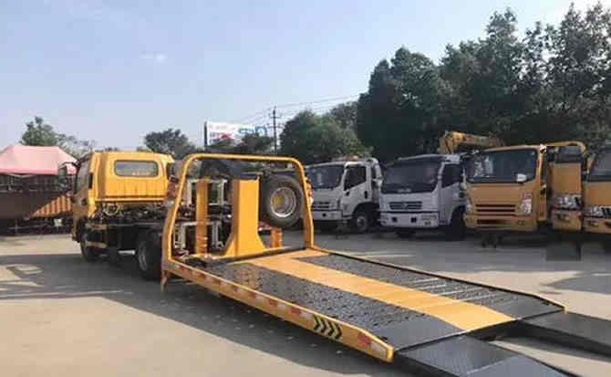 蒙自汽车中途维修案例